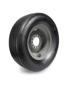 11L15 8 ply LRD tubeless 2530 lbs 66 km/h Fastrac agricultural tire and 15" x 10" 6 holes grey rim