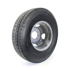 Pneu radial 235/85R16 14 plis LRG 4400 lbs Westlake et jante 16" 8 trous double grise