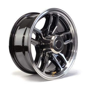 16" x 8" 8 holes 4080 lbs black aluminum Osprey rim and cap 16" x 8" 8 holes 4080 lbs black aluminum Osprey rim and cap