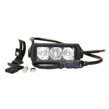 Lampe de travail LED de 5" x 2" claire 3 diodes (8°) Lampe de travail LED de 5" x 2" claire 3 diodes (8°)